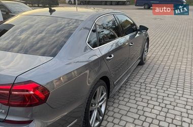 Седан Volkswagen Passat 2016 в Львові