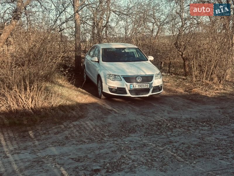 Седан Volkswagen Passat 2008 в Харькове