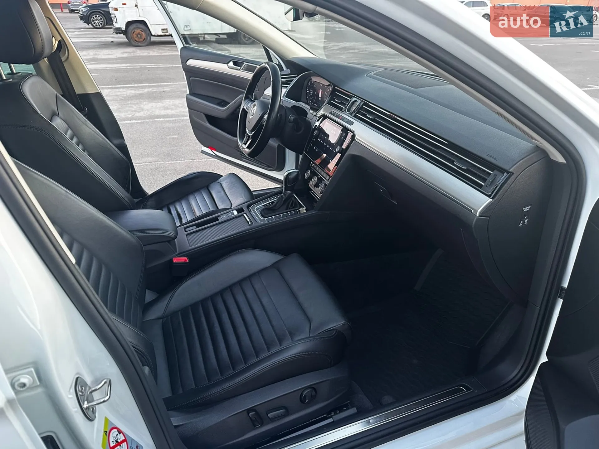 2018 Volkswagen Passat - мініатюра 19