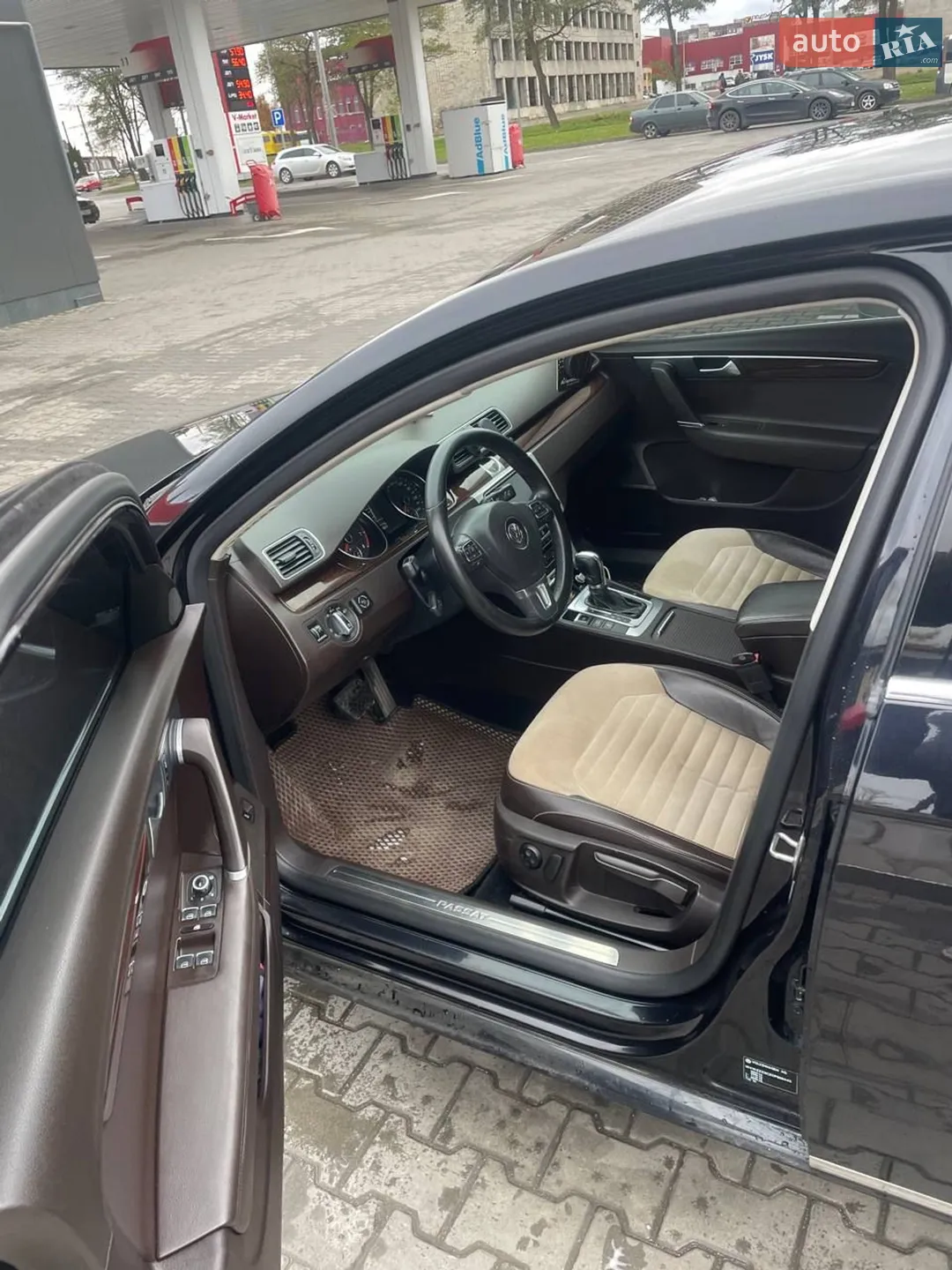 2011 Volkswagen Passat - мініатюра 9