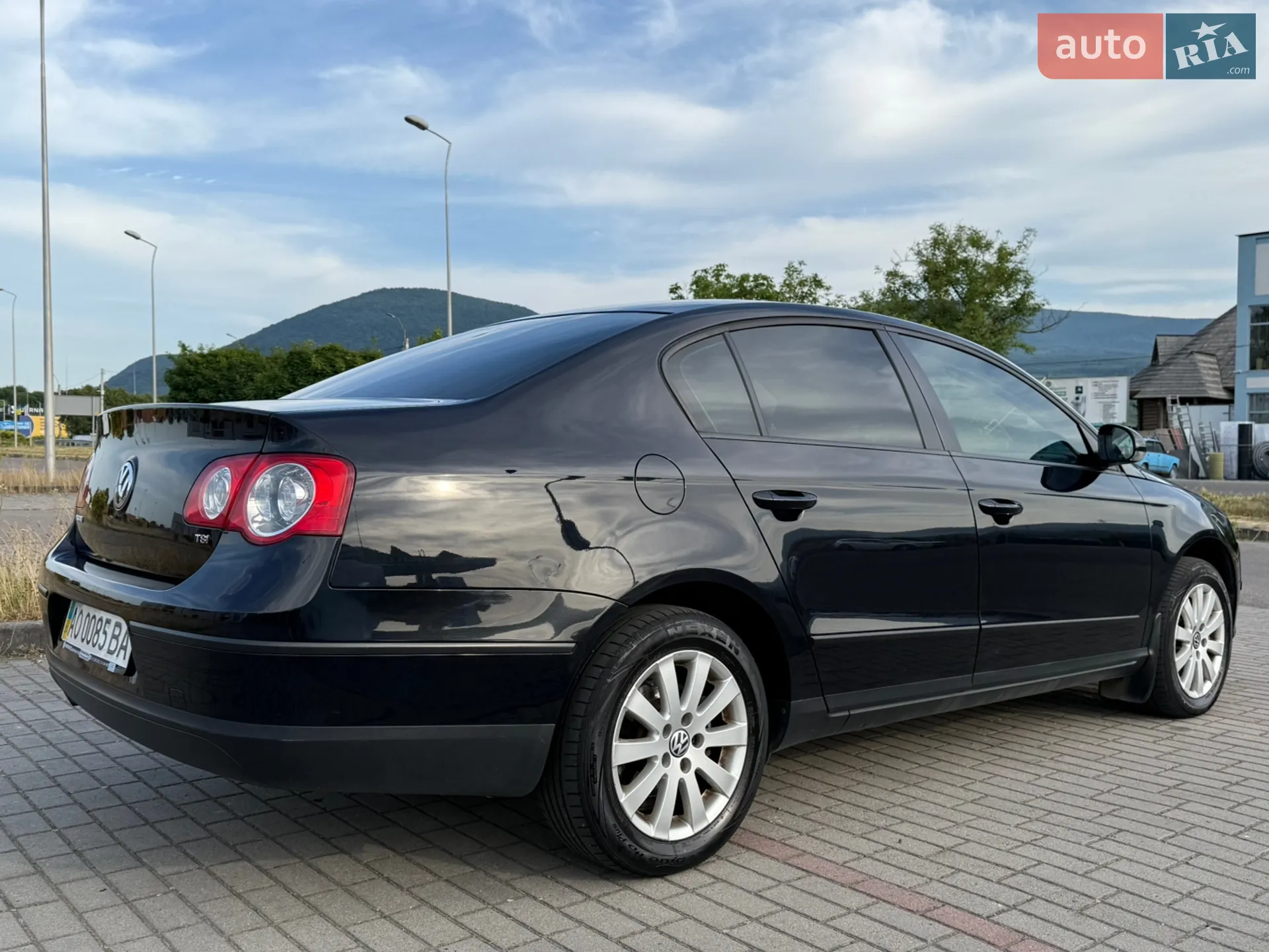 2010 Volkswagen Passat - мініатюра 8