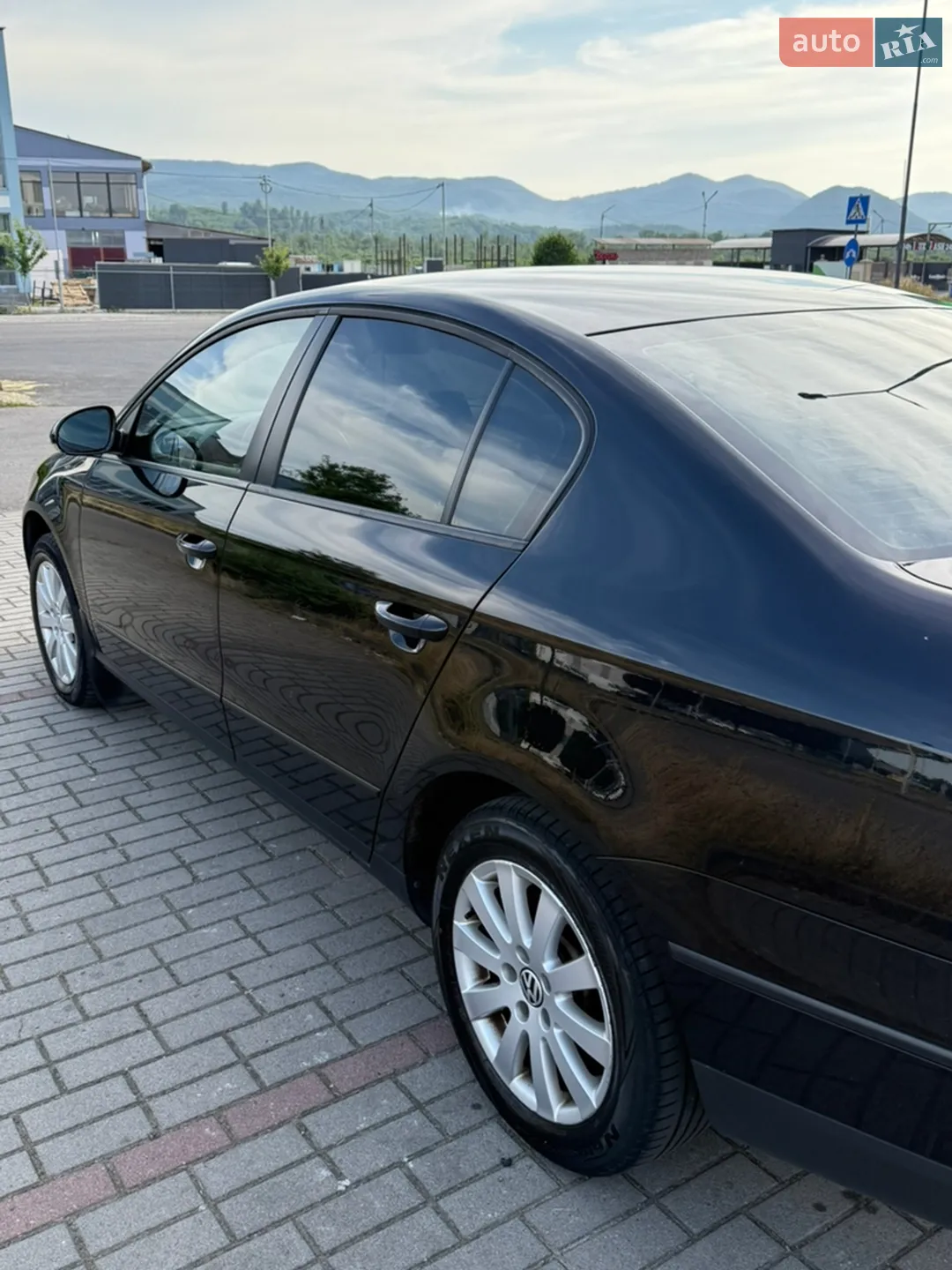 2010 Volkswagen Passat - мініатюра 10