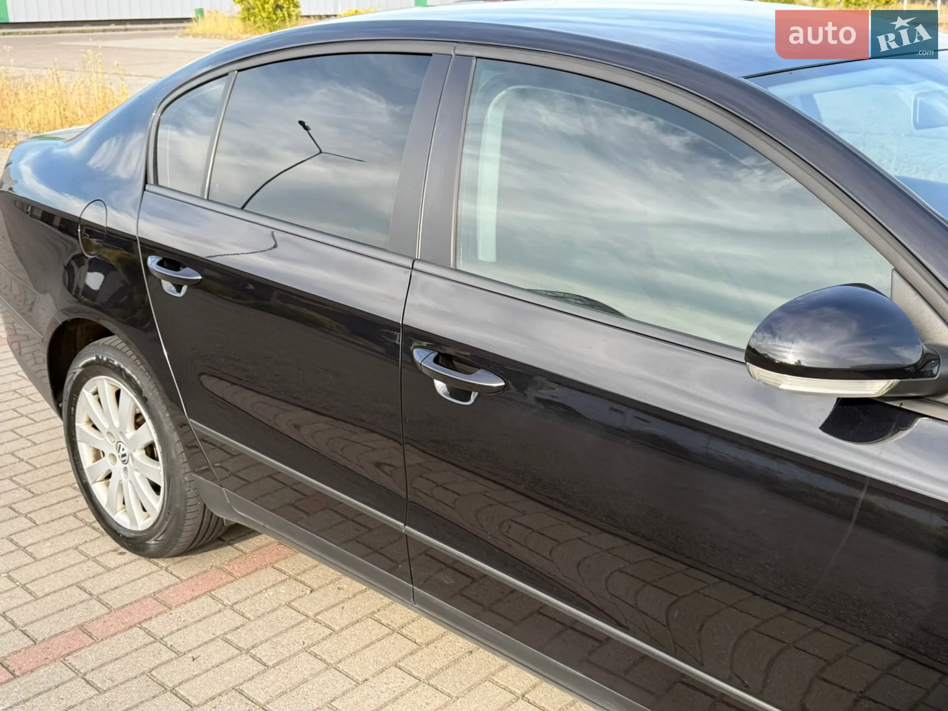 2010 Volkswagen Passat - мініатюра 14