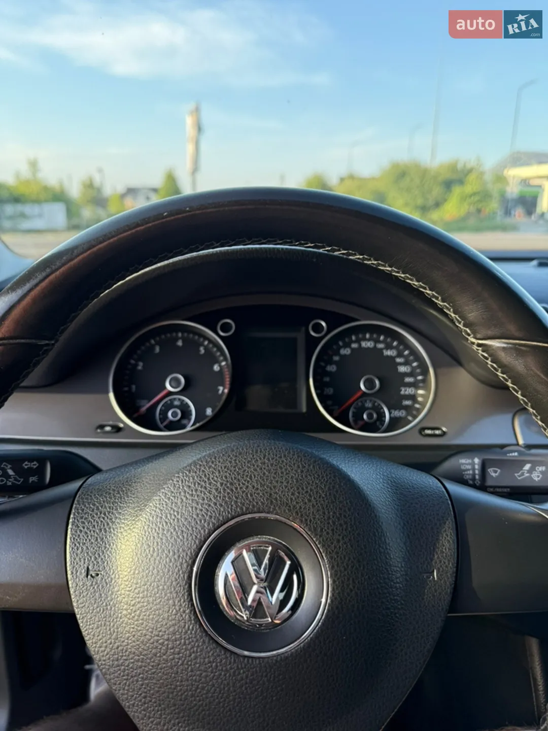 2010 Volkswagen Passat - мініатюра 29
