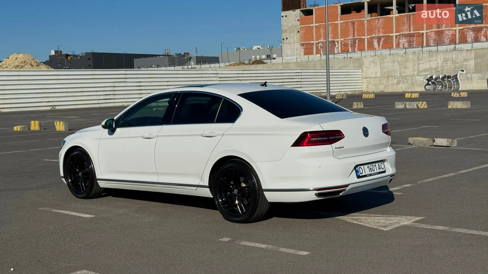 2017 Volkswagen Passat - мініатюра 6