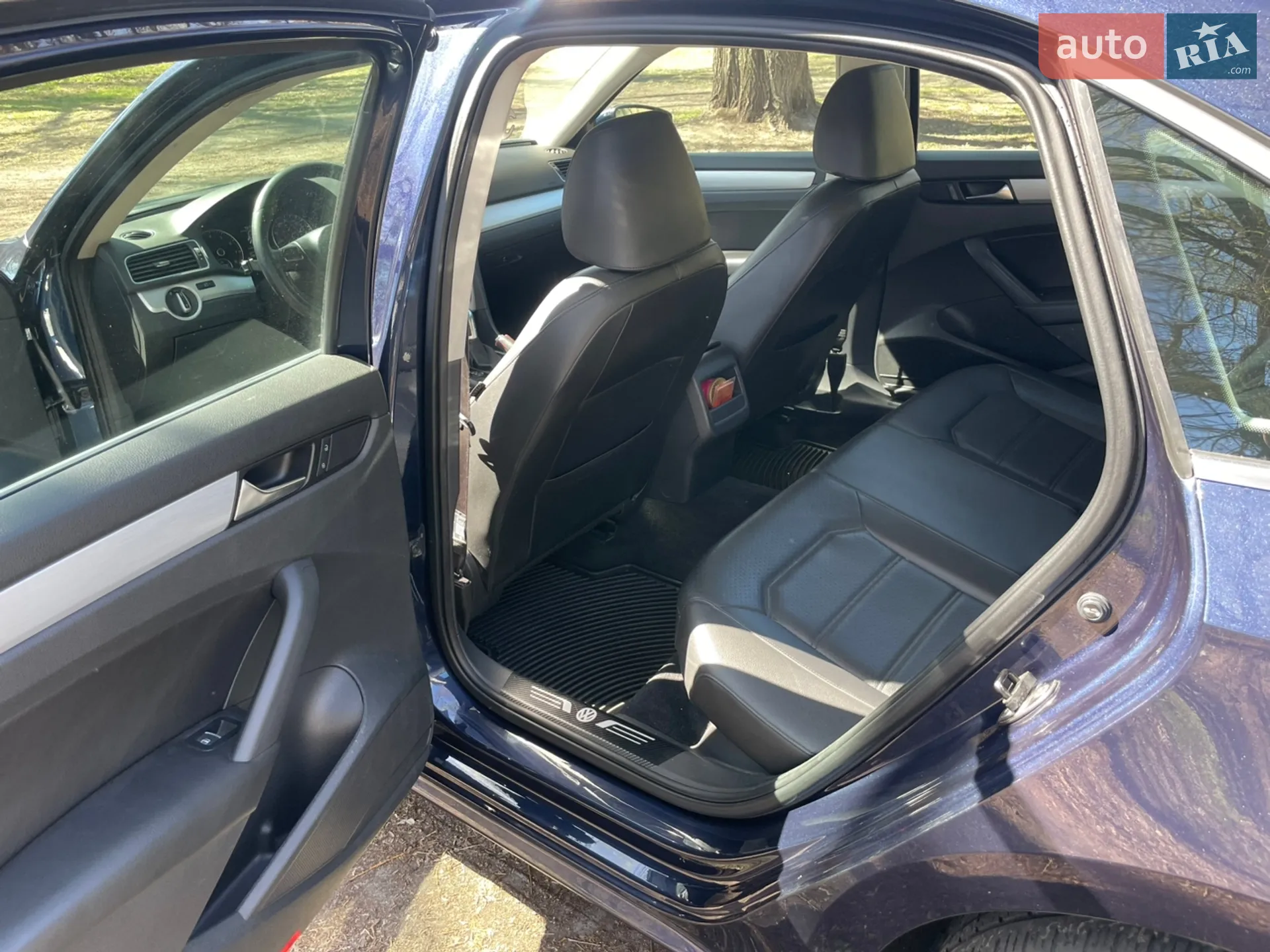 2011 Volkswagen Passat - мініатюра 8