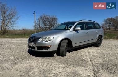 Універсал Volkswagen Passat 2006 в Чигирину