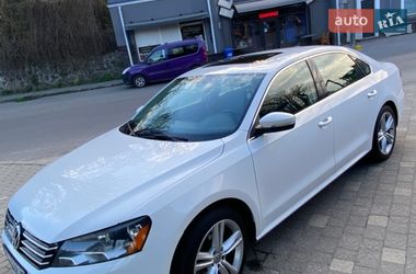 Седан Volkswagen Passat 2013 в Ужгороде