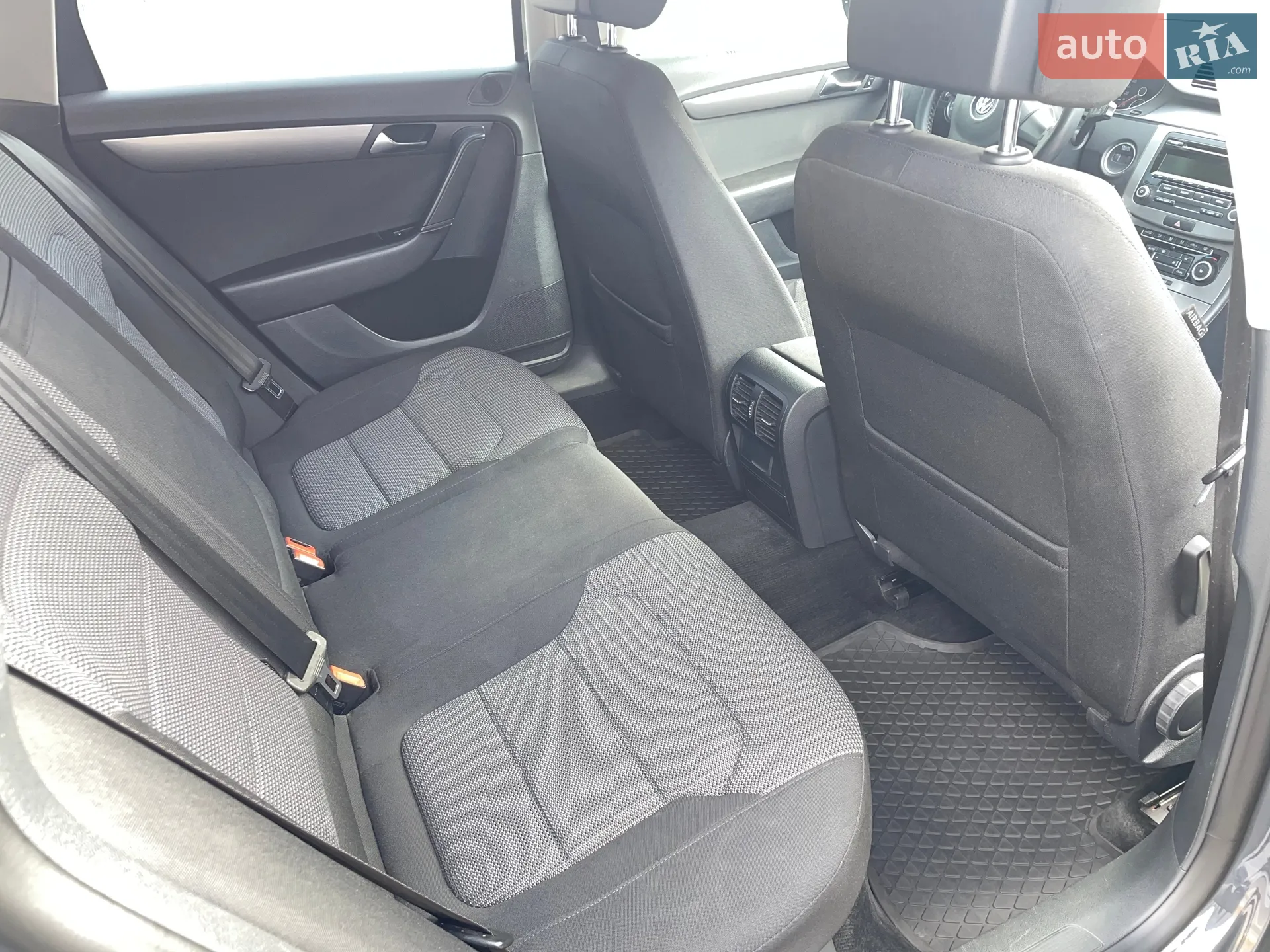 2011 Volkswagen Passat - мініатюра 12