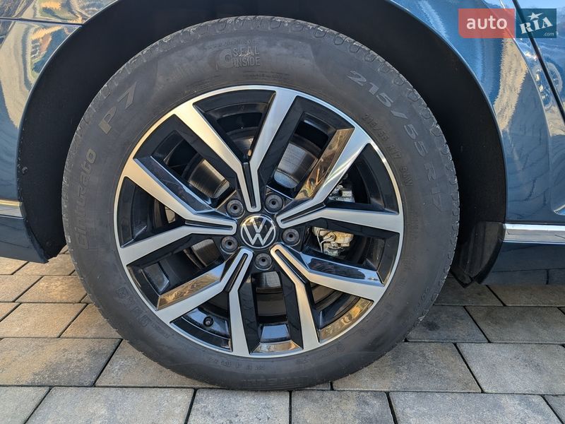 Универсал Volkswagen Passat 2020 в Львове