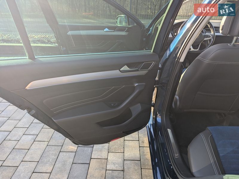 Универсал Volkswagen Passat 2020 в Львове