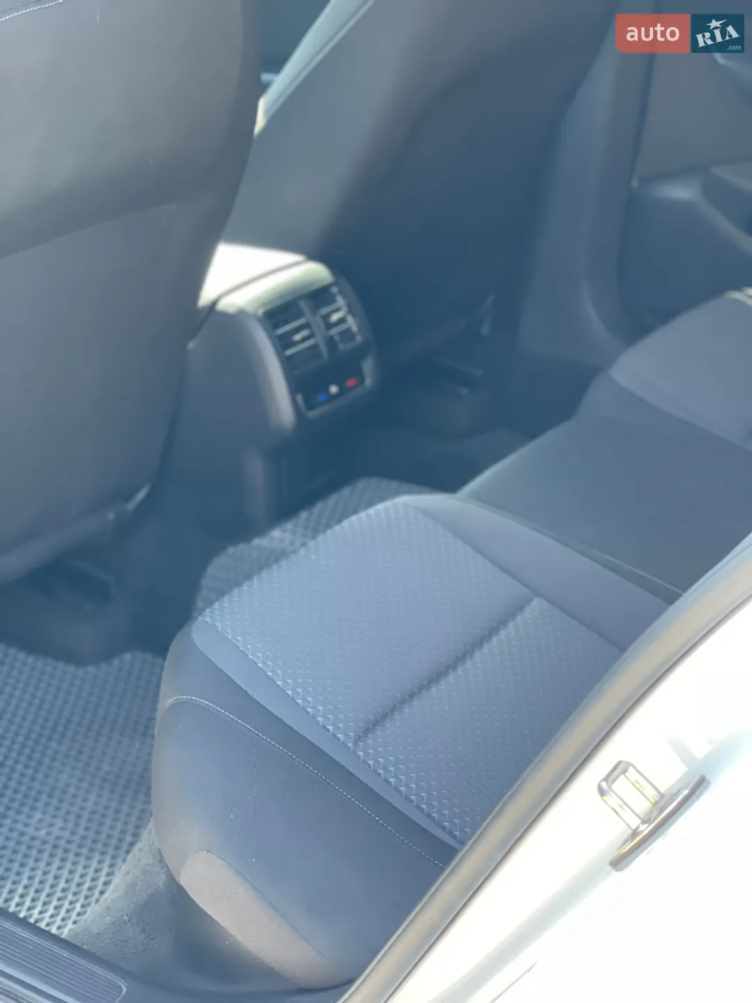 2015 Volkswagen Passat - мініатюра 9