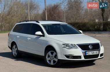 Универсал Volkswagen Passat 2010 в Днепре