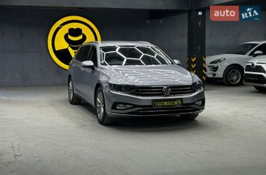 Універсал Volkswagen Passat 2019 в Чернівцях