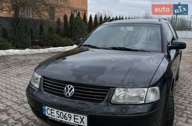 Універсал Volkswagen Passat 2000 в Чернівцях
