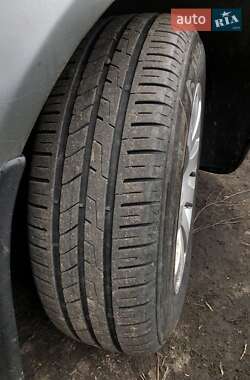 Седан Volkswagen Passat 2001 в Хмельницком