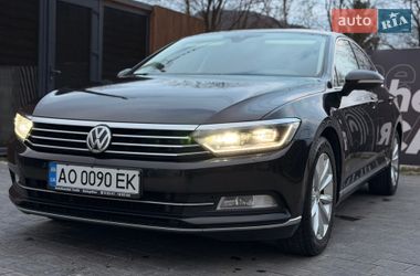 Седан Volkswagen Passat 2016 в Івано-Франківську