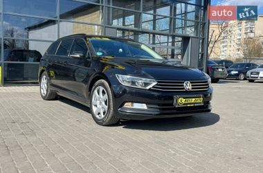 Универсал Volkswagen Passat 2017 в Ивано-Франковске