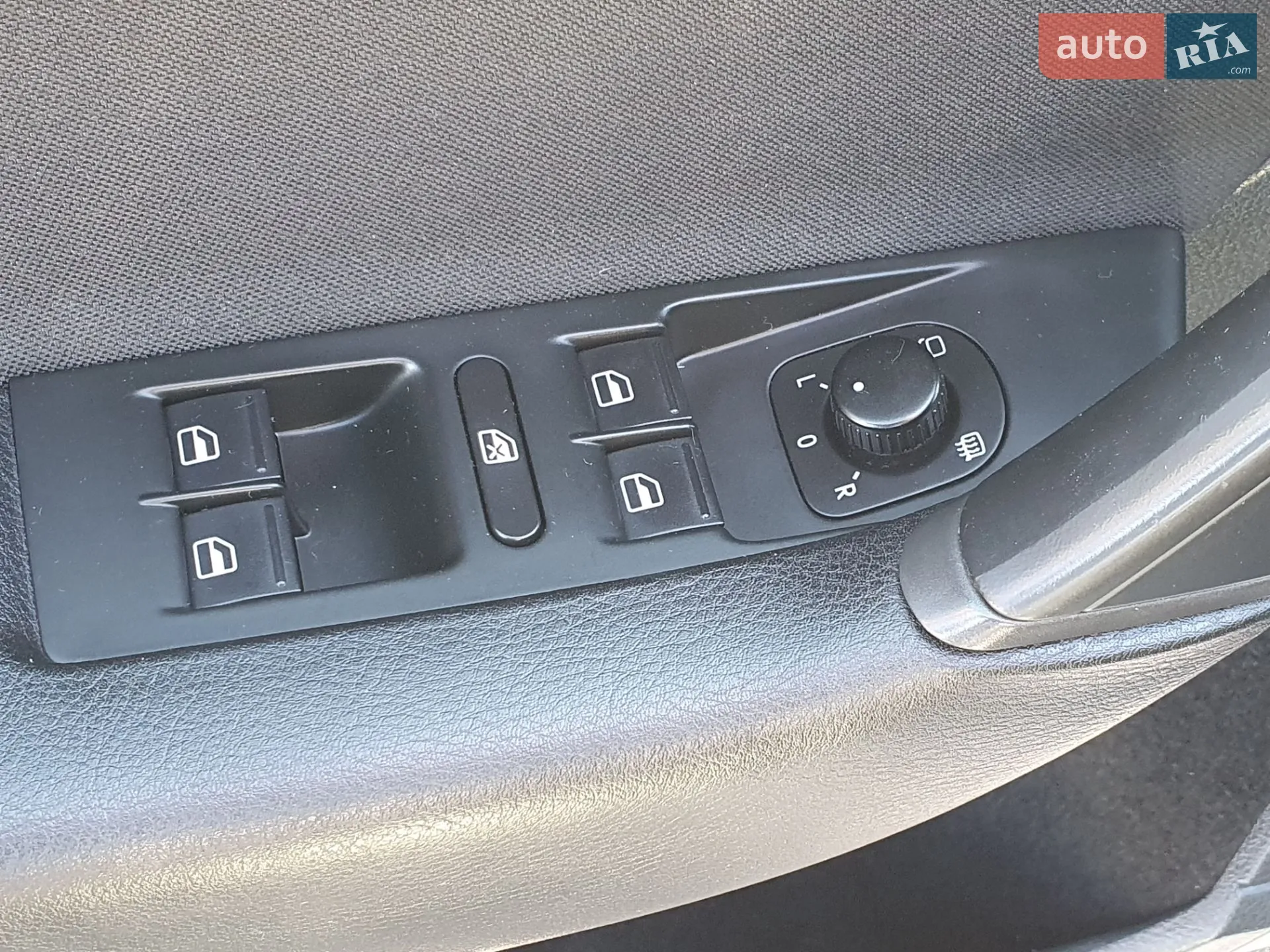 2011 Volkswagen Passat - мініатюра 12