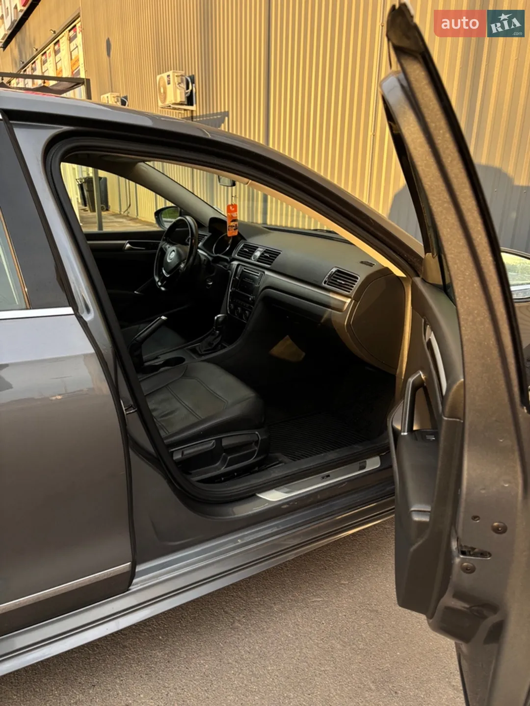 2016 Volkswagen Passat - мініатюра 23