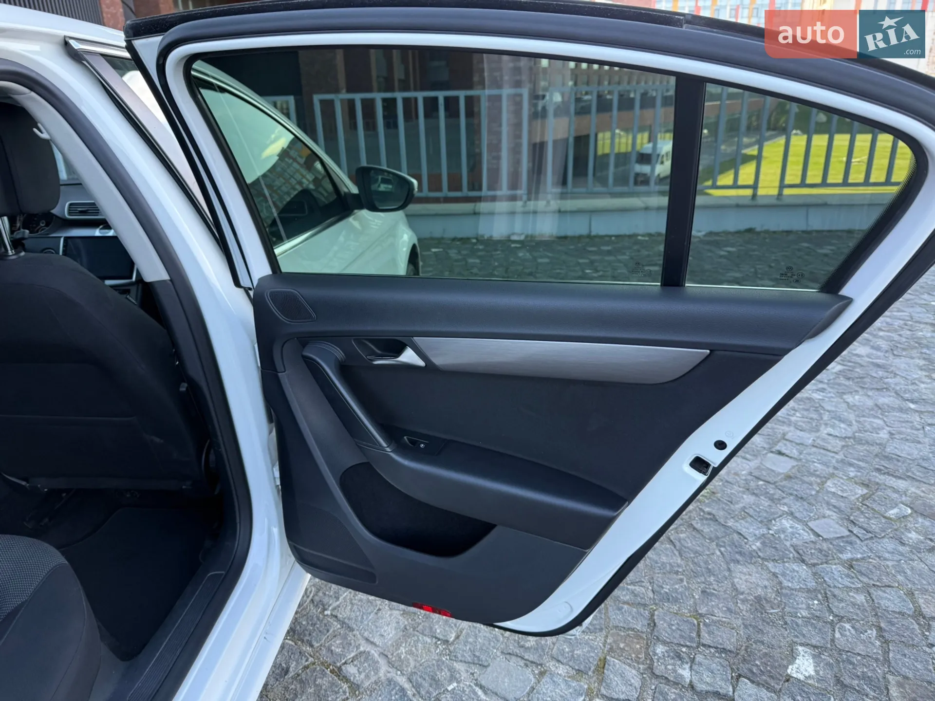 2013 Volkswagen Passat - мініатюра 19
