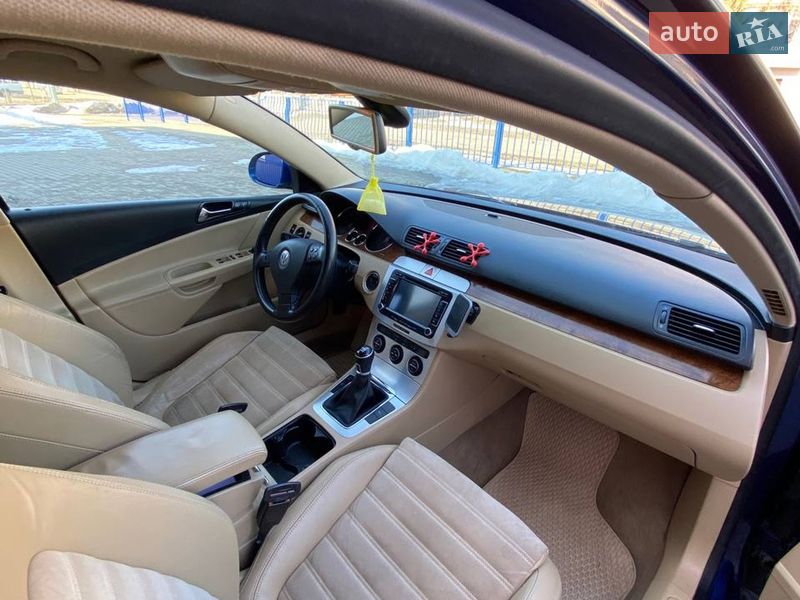 Универсал Volkswagen Passat 2008 в Калуше