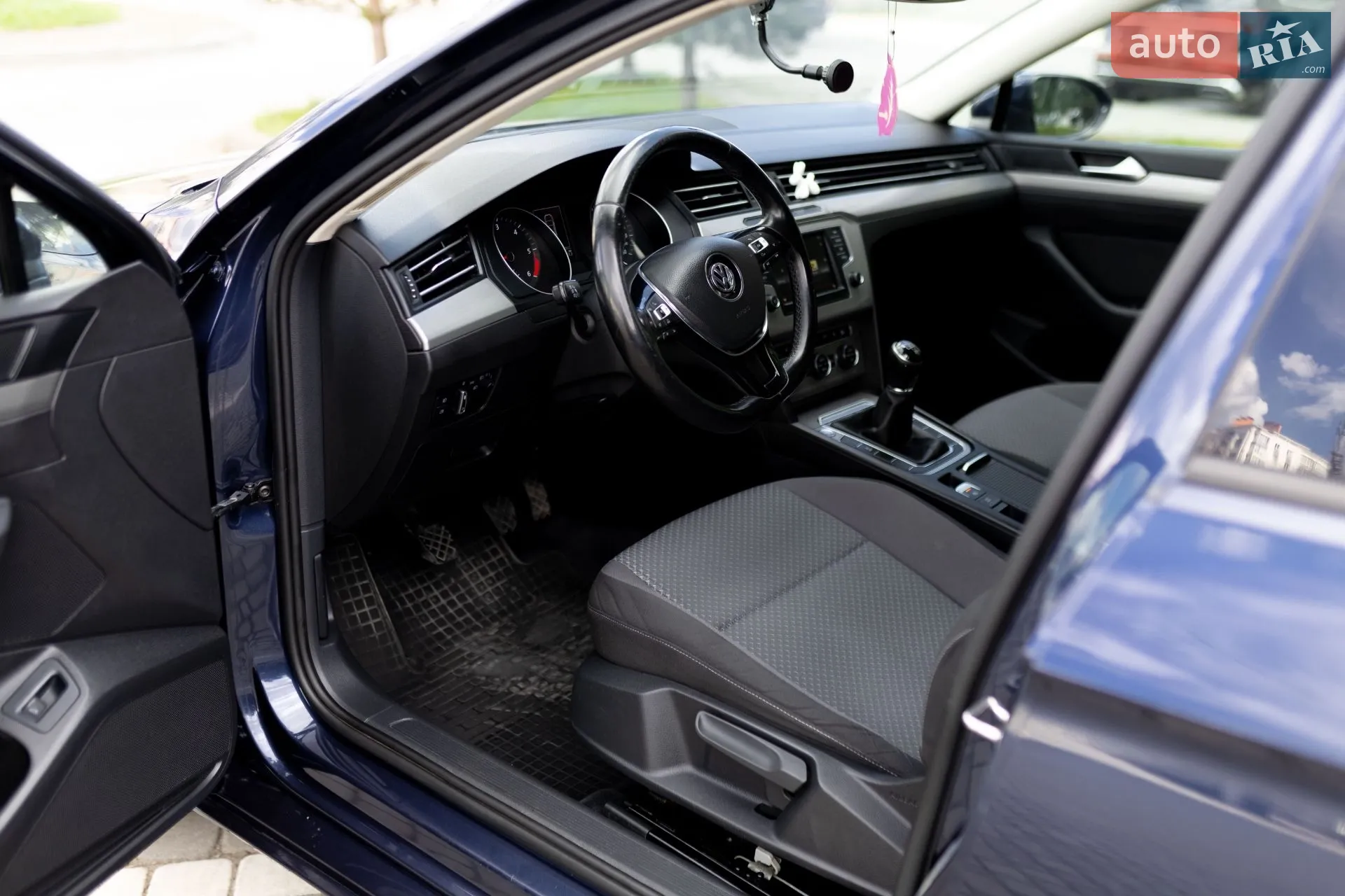 2015 Volkswagen Passat - мініатюра 26