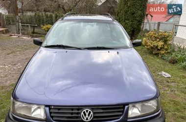 Универсал Volkswagen Passat 1995 в Хмельницком