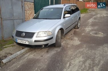 Универсал Volkswagen Passat 2004 в Киеве
