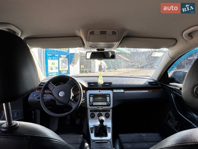 Седан Volkswagen Passat 2008 в Лубнах