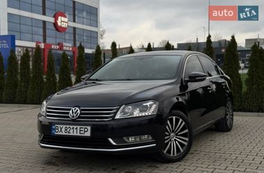 Седан Volkswagen Passat 2014 в Черновцах