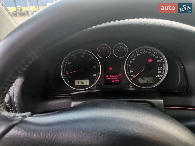 Седан Volkswagen Passat 2003 в Запорожье