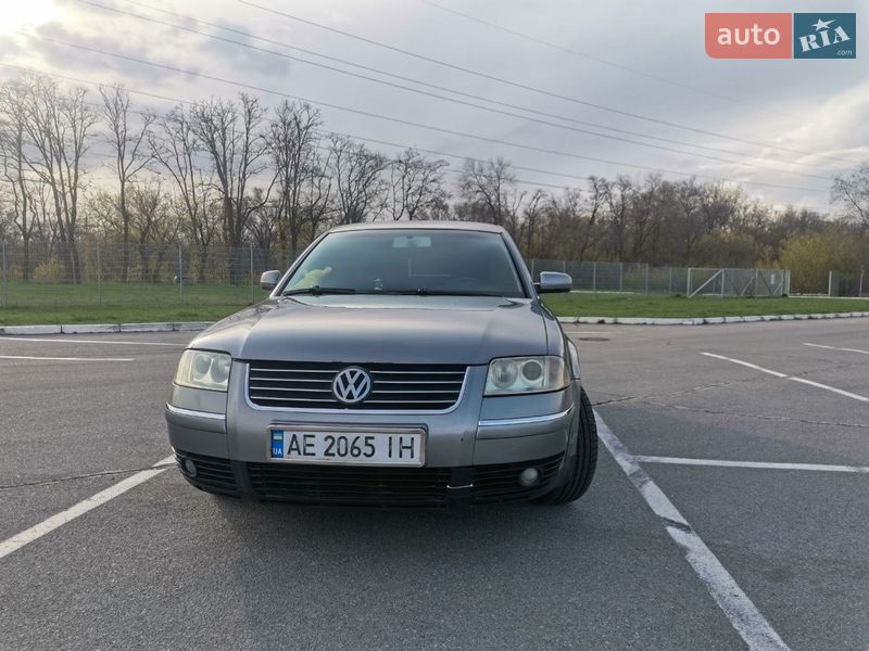 Седан Volkswagen Passat 2003 в Запорожье