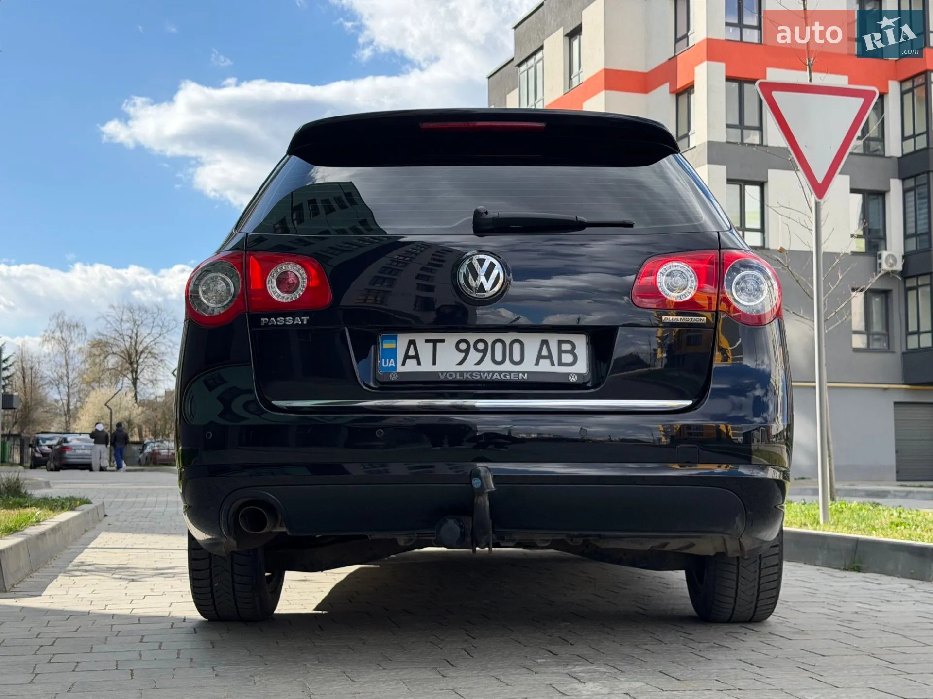 2010 Volkswagen Passat - мініатюра 9
