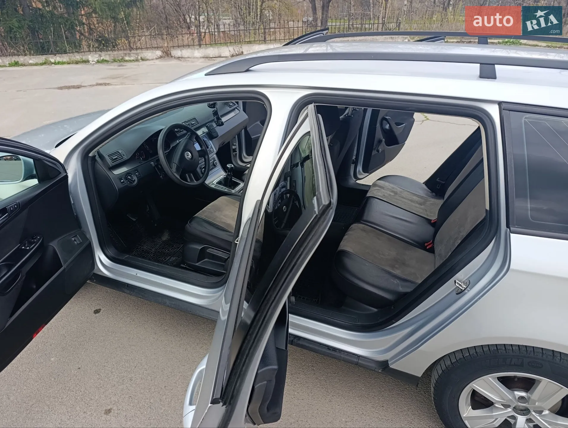 2010 Volkswagen Passat - мініатюра 10
