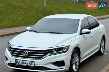 Седан Volkswagen Passat 2020 в Киеве