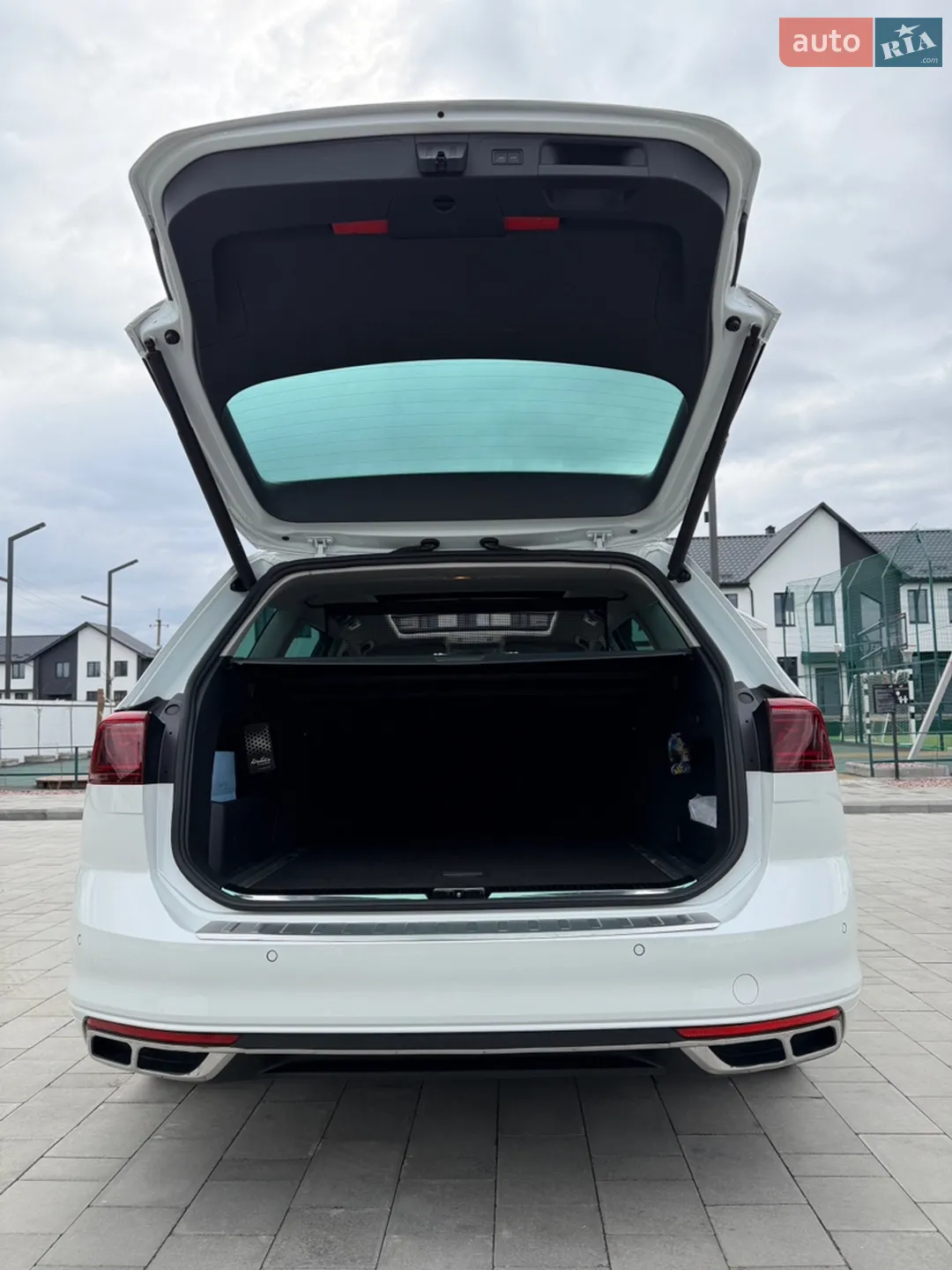 2022 Volkswagen Passat - мініатюра 243