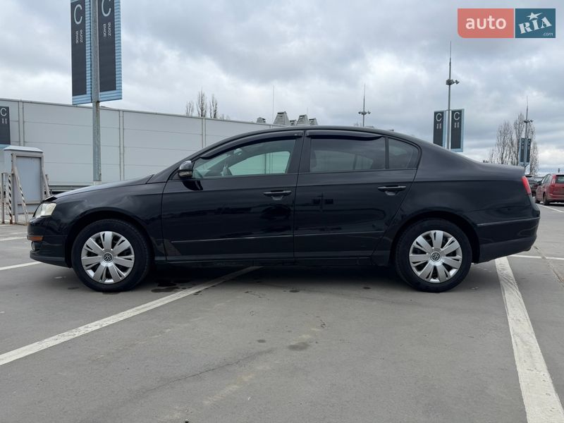 Седан Volkswagen Passat 2008 в Киеве