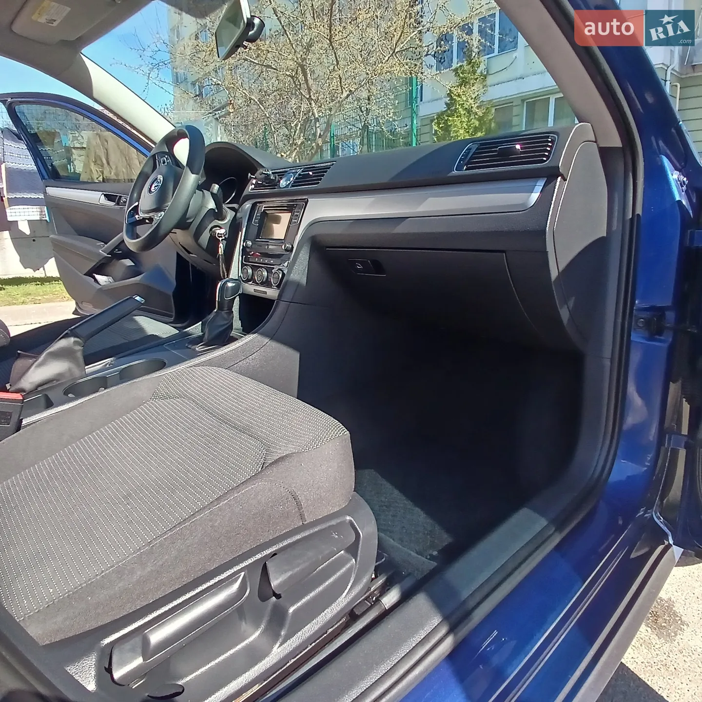 2016 Volkswagen Passat - мініатюра 24