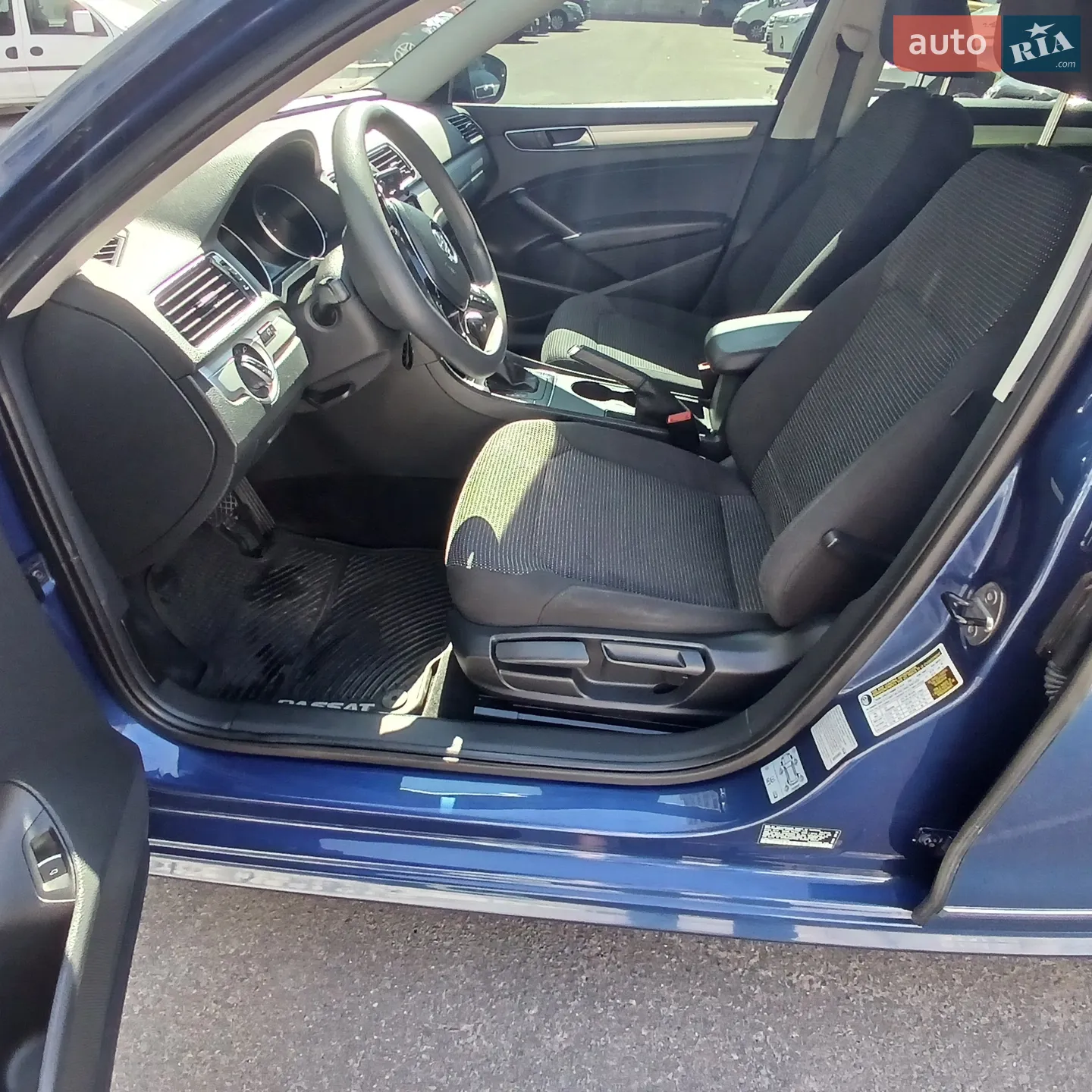 2016 Volkswagen Passat - мініатюра 35