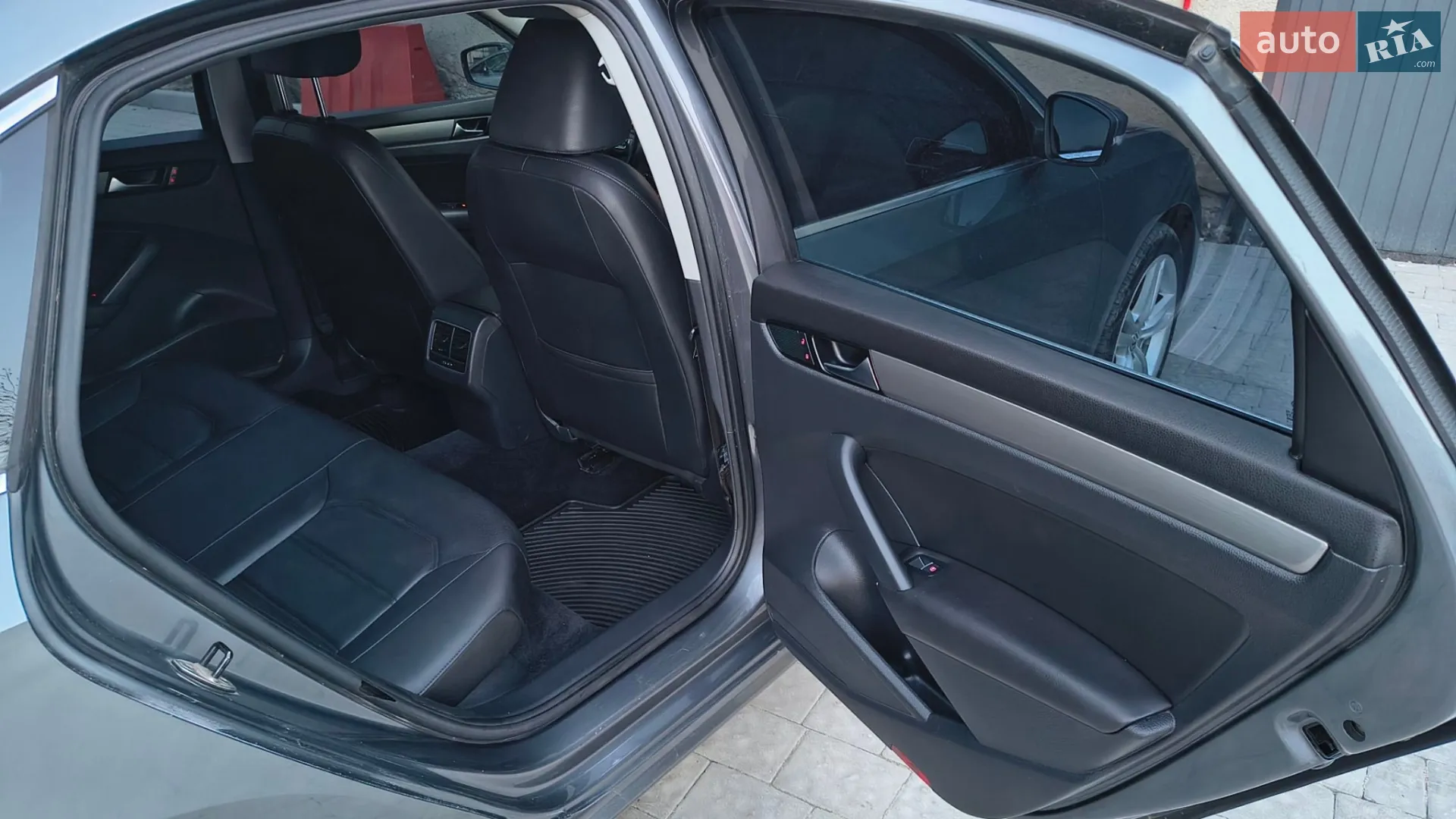 2014 Volkswagen Passat - мініатюра 24