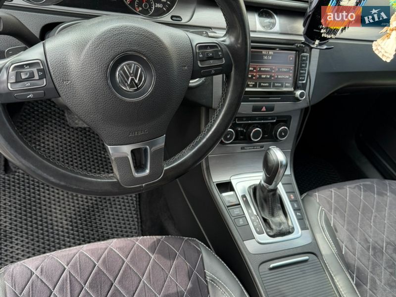 Универсал Volkswagen Passat 2010 в Полонном