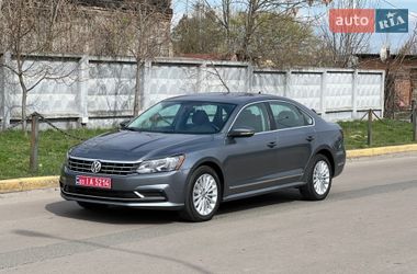 Седан Volkswagen Passat 2016 в Луцке