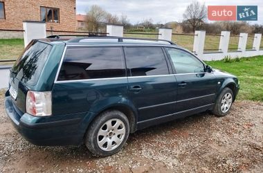 Универсал Volkswagen Passat 2001 в Долине