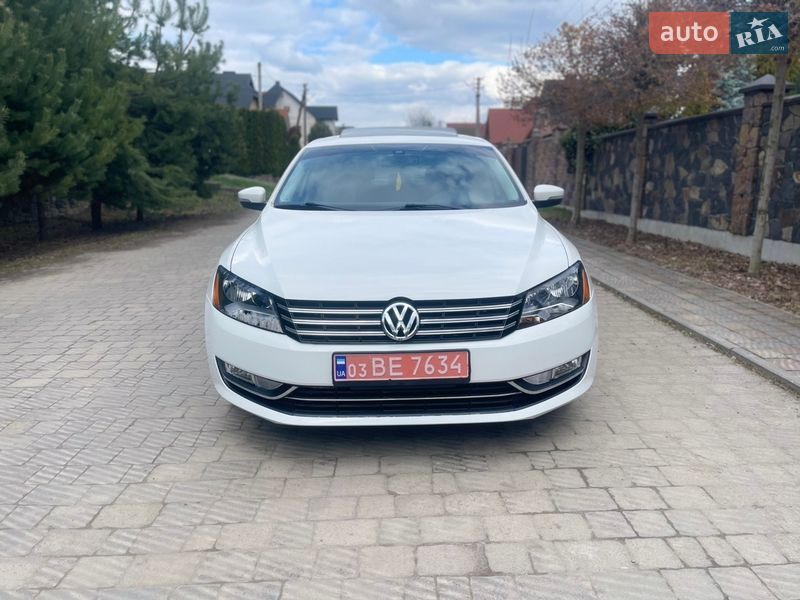 Седан Volkswagen Passat 2013 в Луцке