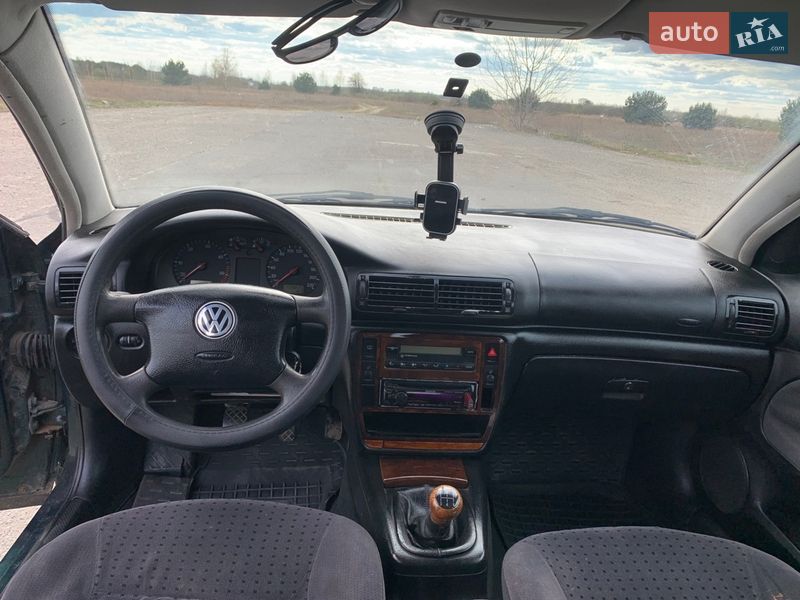 Универсал Volkswagen Passat 1997 в Ратным