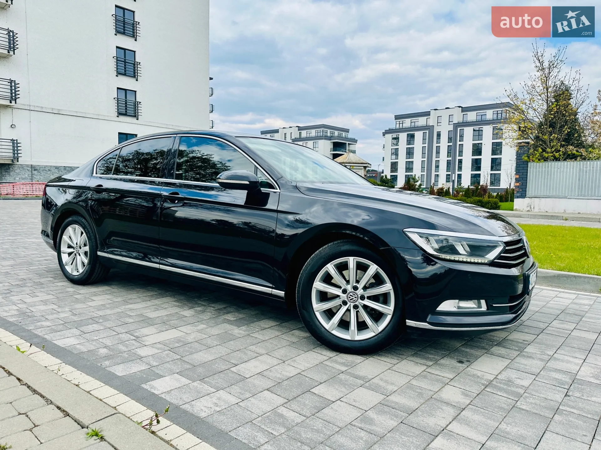 2015 Volkswagen Passat - мініатюра 10