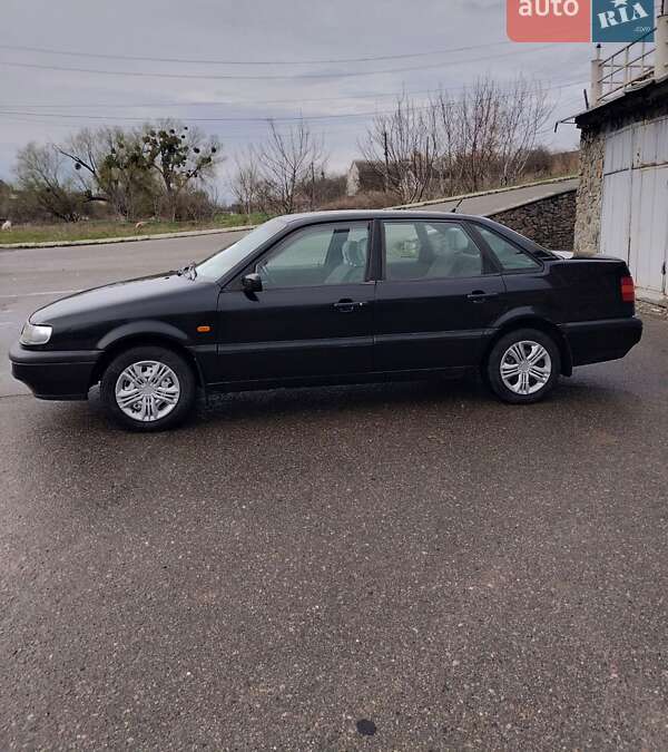 Седан Volkswagen Passat 1996 в Белой Церкви