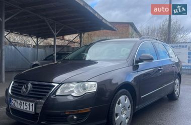 Универсал Volkswagen Passat 2008 в Киеве