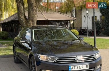 Седан Volkswagen Passat 2017 в Івано-Франківську